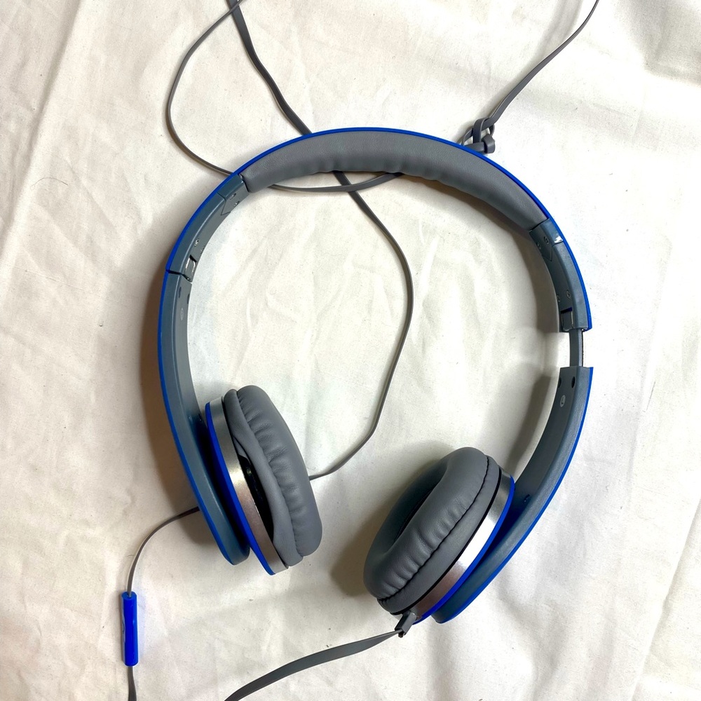 Sharper Image Royal Blue Head Phones